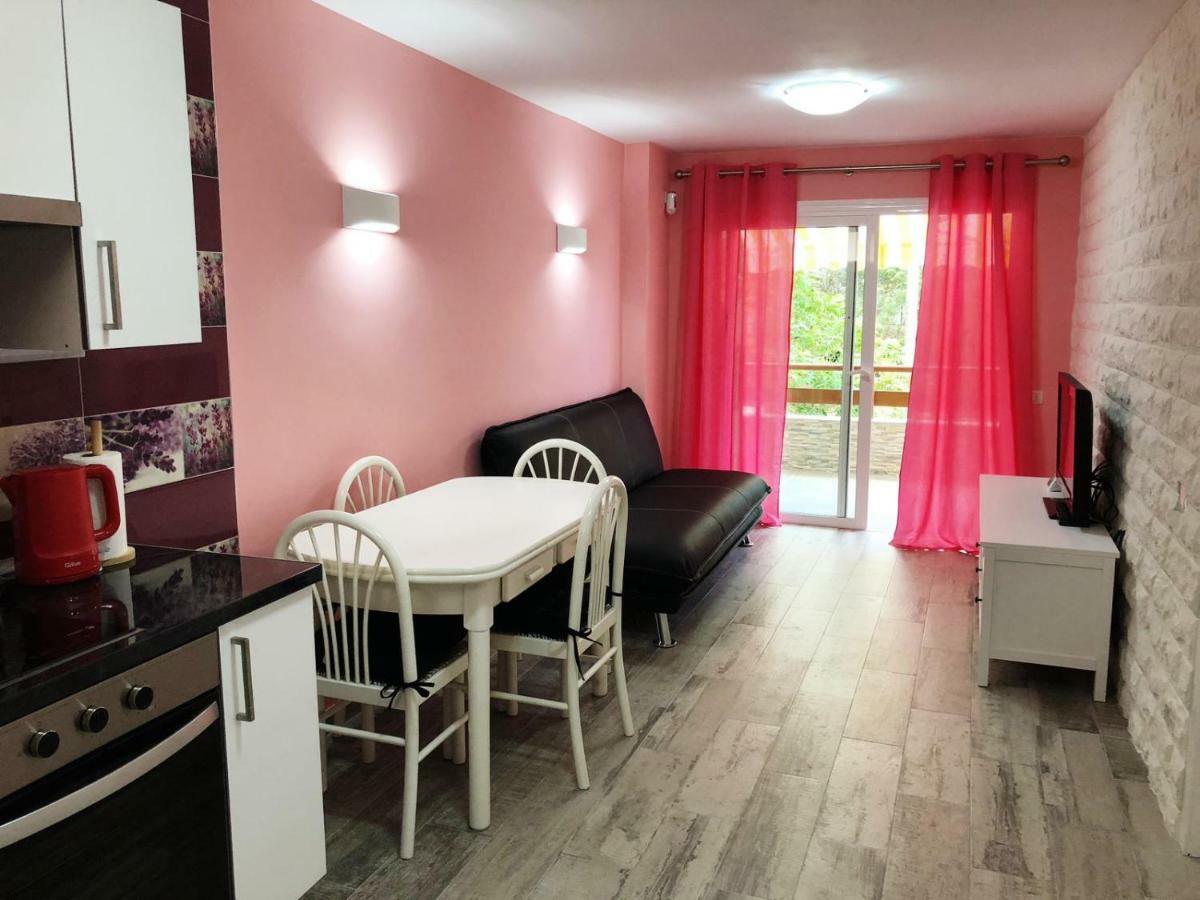Lovely 1-Bedroom Apartment With A Big Terrace, Las Americas, Tenerife Arona  Exteriör bild